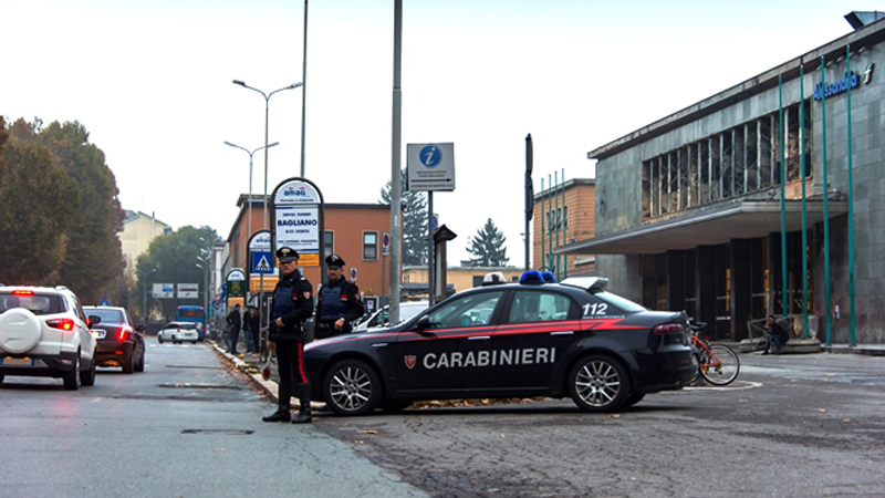 Hashish e cocaina: giovanissima arrestata per spaccio