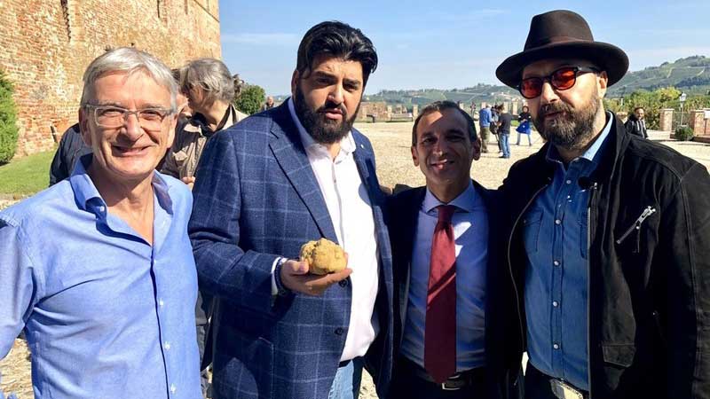 MasterChef nel maniero langarolo: vini e tartufi protagonisti della prova in esterna