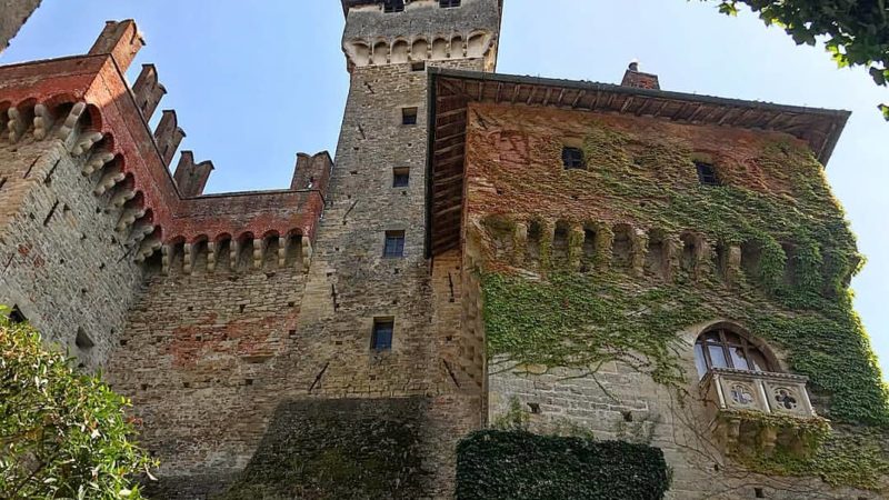 Tra castelli e dimore le storie di bellezza del nostro Monferrato