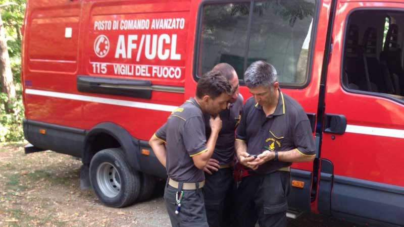 Comando Vigili del fuoco impegnati nella ricerca di due giovani ragazzi