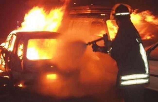 Uomo carbonizzato dopo l’incidente contro la cabina dell’Enel