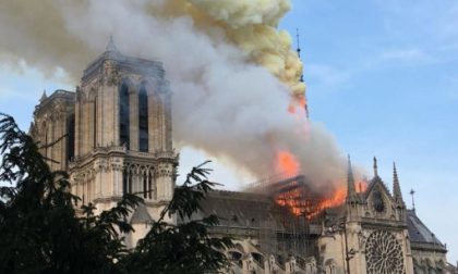 Notre Dame in fiamme: gli occhi del mondo su Parigi