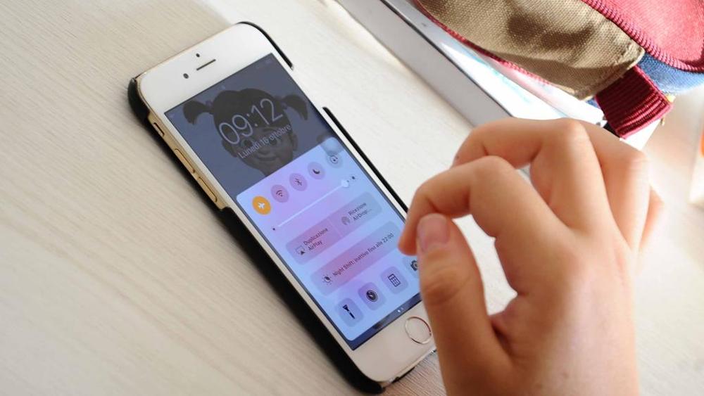 Invia mail dall’Australia: bolletta da 108 mila euro