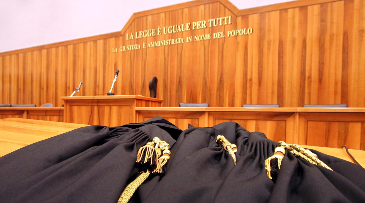 Gioco erotico finito in tragedia, 58enne di Novi Ligure a processo