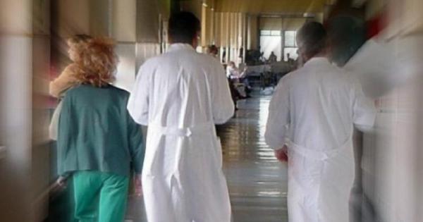 Carenza medici, la Regione autorizza l’assunzione di quelli in pensione