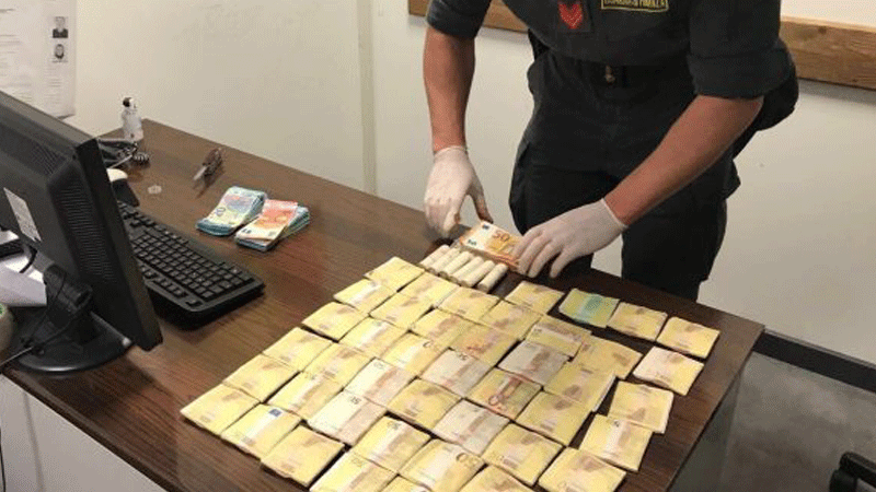 Oltre 3 milioni e mezzo di euro non dichiarati e intercettati dalla Guardia di Finanza di Torino