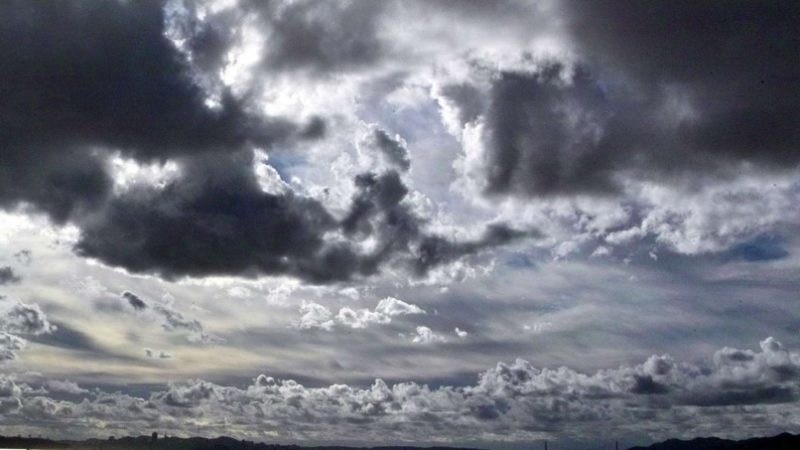 Estate sottotono: arrivano nuvole e temporali