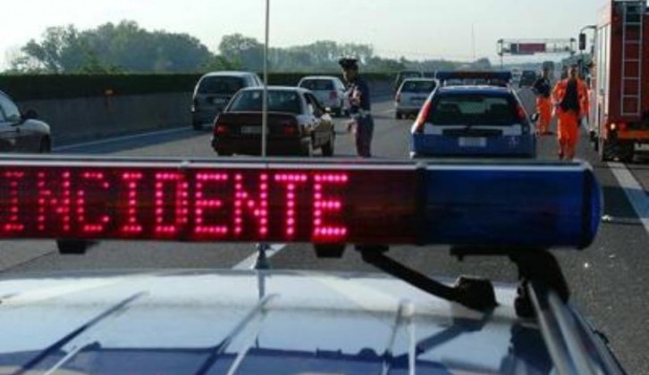 Incidente a Felizzano: camper si ribalta sull’A21