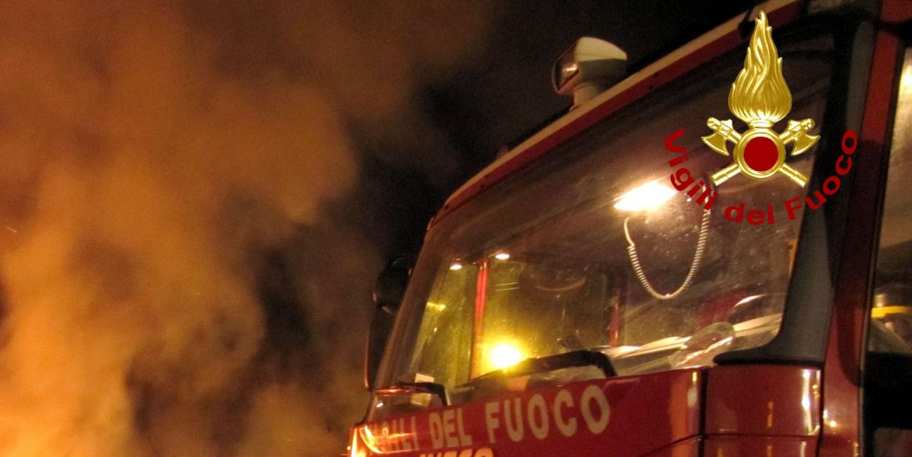 Incendio all’aviosuperficie di Francavilla Bisio