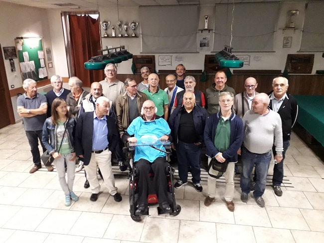 Campionato di boccette 2019/20: consegnate le nuove maglie al Circolo Telma
