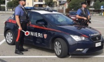 Non rispetta gli arresti domiciliari: portato in carcere