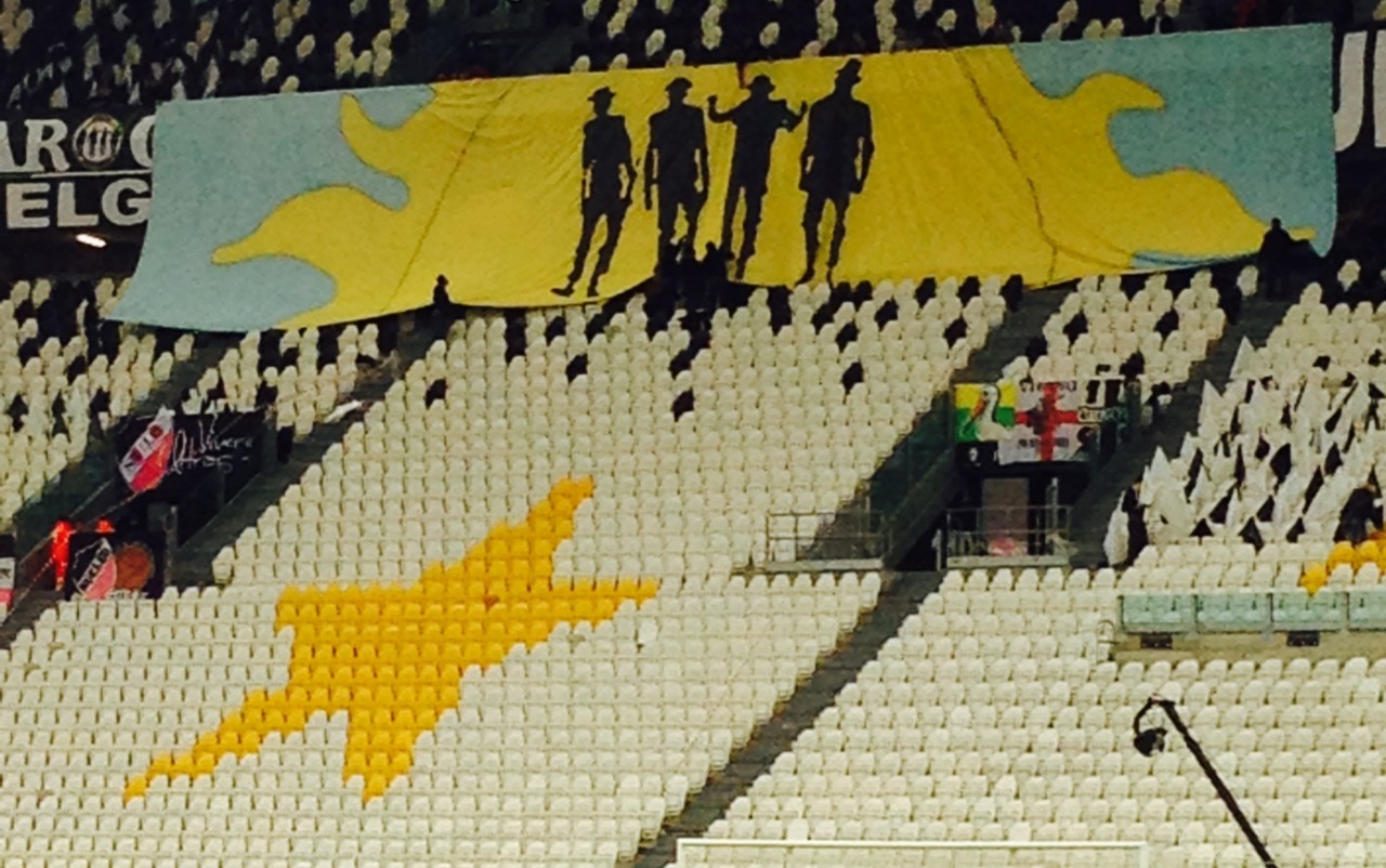 Torino, emessi quattro Daspo per tifosi della Juventus autori di gesto in scherno a Superga