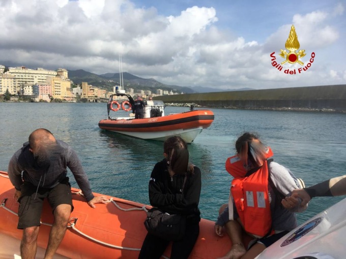 Pegli, intervento dei sommozzatori dei vigili del fuoco