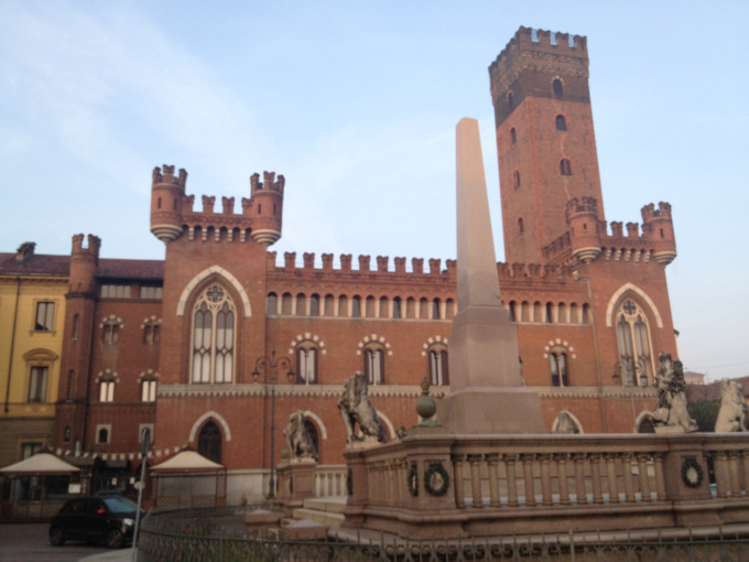 Deferito farmacista di Asti per abusivismo professionale