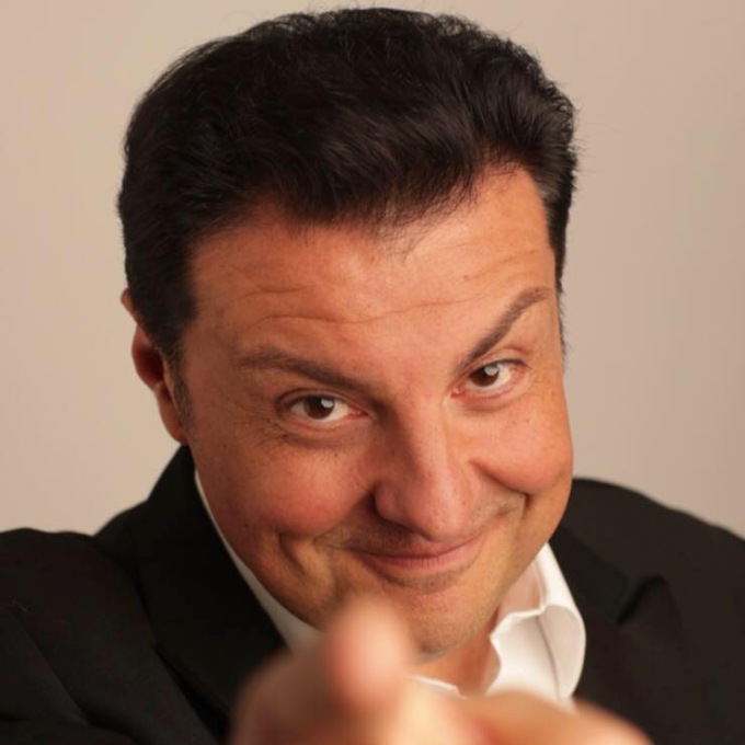 Fuori onda imbarazzante di Matteo Renzi: “Ma è lui o non è lui?”