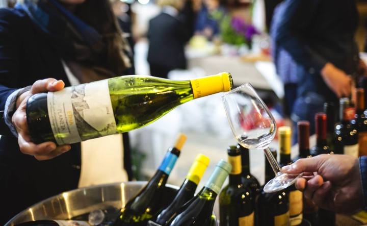 Successo per il primo weekeend di Douka d’or, la manifestazione dedicata al vino: venduti 13mila bicchieri