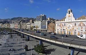 Operaio salva una donna sulla Sopraelevata