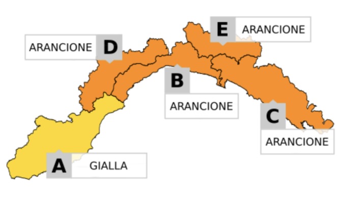 Ondata di maltempo in Liguria, chiusa la Genova Pegli