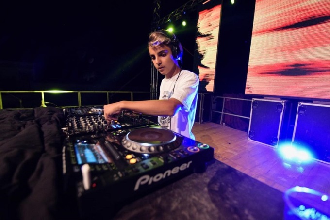 Mike37: da San Salvatore Monferrato, il Dj più giovane al mondo