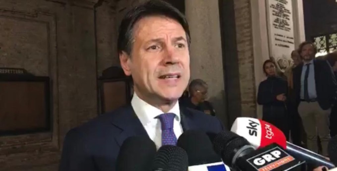 Firmato il nuovo decreto: l’elenco delle attività aperte