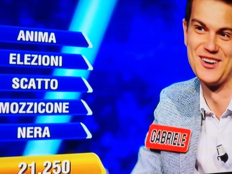 Gabriele prosegue il suo cammino all’Eredità anche se la Ghigliottina lo tradisce