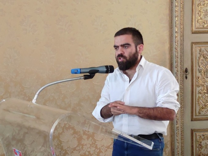 Marco Grimaldi sulla questione borse di studio