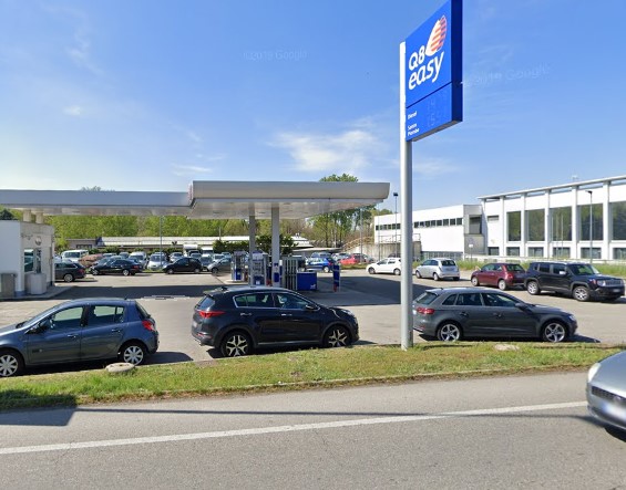 Distributore devastato nella notte, danni per 50mila euro