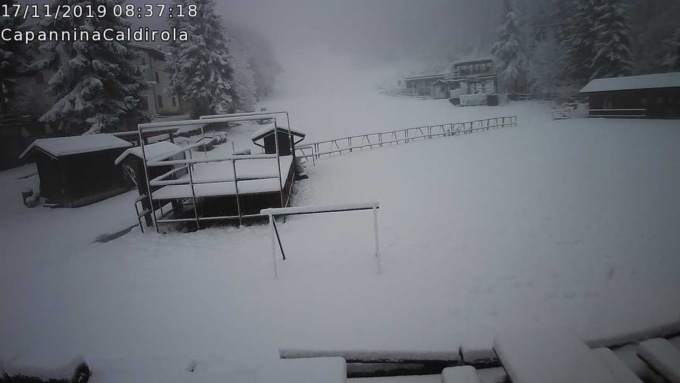Neve nell’Appennino alessandrino, giornata di pioggia in pianura