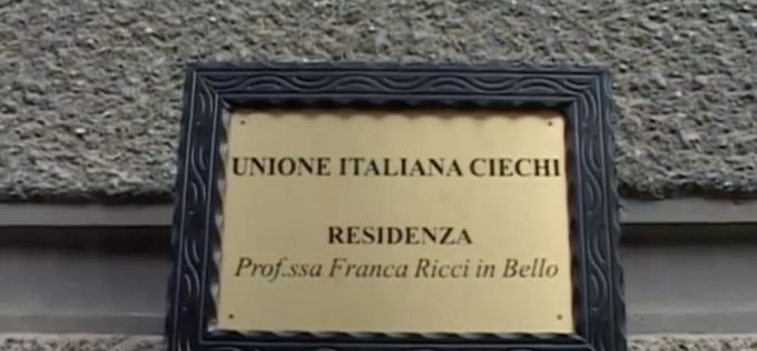 Alessandria: targa in via Aspromonte per appartamento Unione ciechi