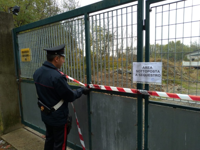 Torino: cani in locali fatiscenti, tra escrementi e rifiuti. Struttura sequestrata