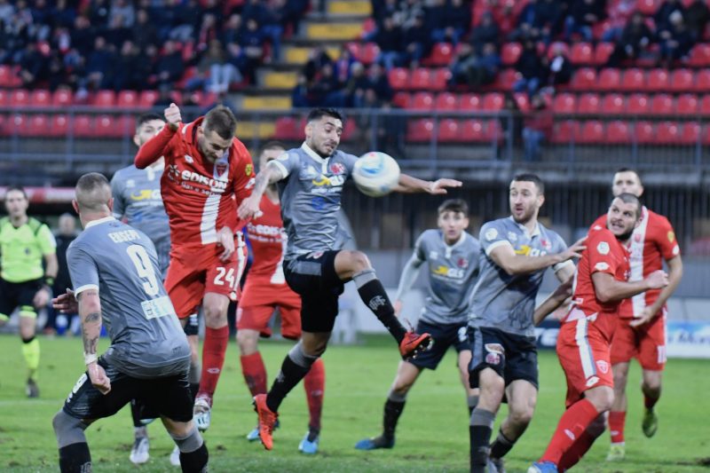 Serie B, rinviate causa Covid-19 le ultime due giornate del 2021
