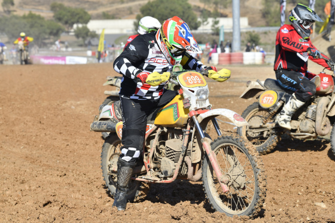 Donato Lanati vince il bronzo alla Six Days Enduro Vintage in Portogallo