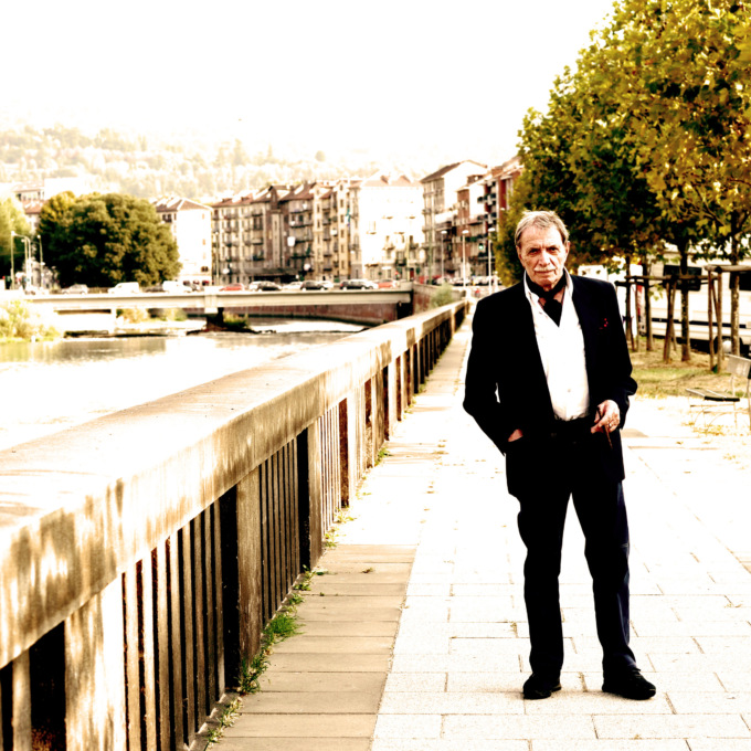 Torino: si inaugura “Questa mia città – Luce e Musica per Gipo Farassino”