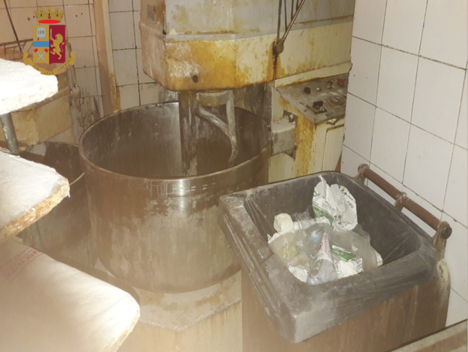 Imperia: scovato laboratorio abusivo di panetteria, sospesa l’attività.