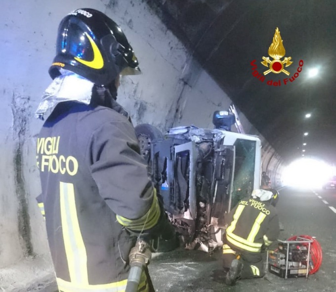 Incidente sulla A12 tra Sestri Levante e Lavagna: autostrada chiusa