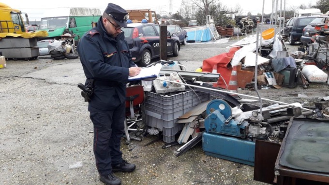 Verolengo: deposito illegale di rifiuti