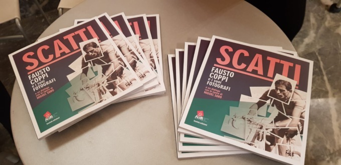 Alessandria: presentato il catalogo della mostra “Scatti, Fausto Coppi e i suoi fotografi”