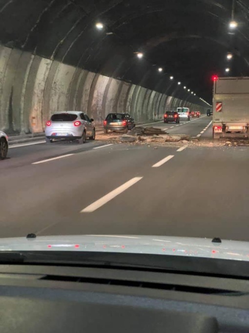 Crollo nella Galleria A26: aperta indagine per disastro colposo