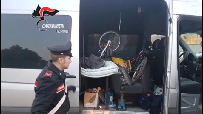 TORINO: furgone rubato venduto sul web