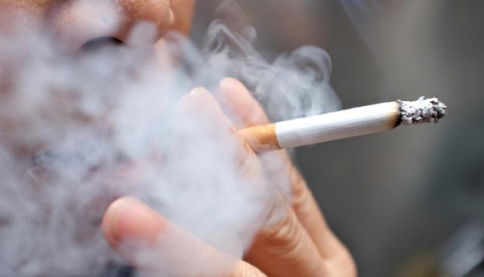 Anche la città di Torino vieta il fumo all’aperto