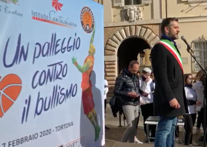 Giornata nazionale contro il bullismo: cortei ad Alessandria e provincia