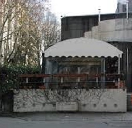 Alessandria, abbattuto il dehor dell’ex Bar Marini