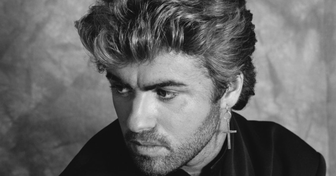 Truffa delle carte di credito: tra le vittime anche George Michael