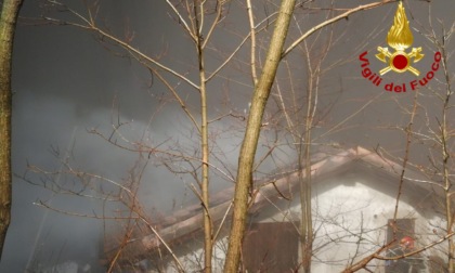 Incendio di un tetto a Campo Ligure, intervengono Vigili del Fuoco