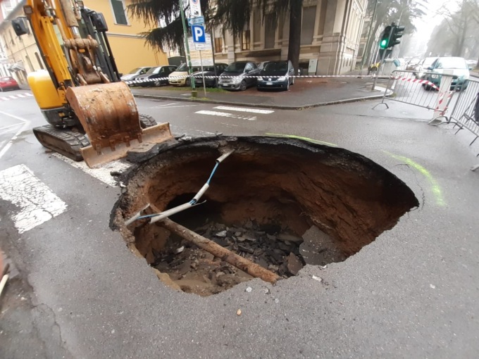 Novi, cantiere via Cavallotti ampliato