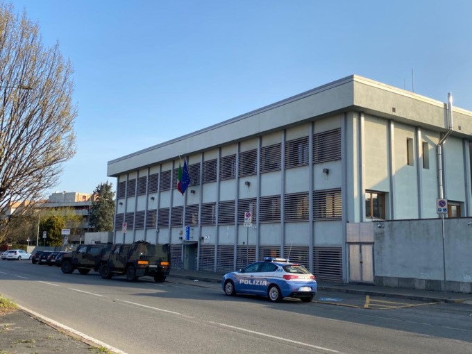 Torino: evade dai domiciliari, fermato