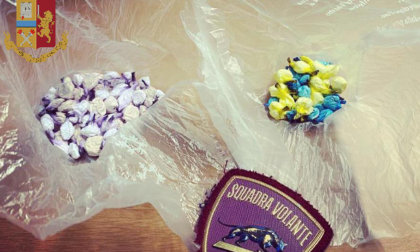 Torino: fermato con 118 involucri di droga, arrestato