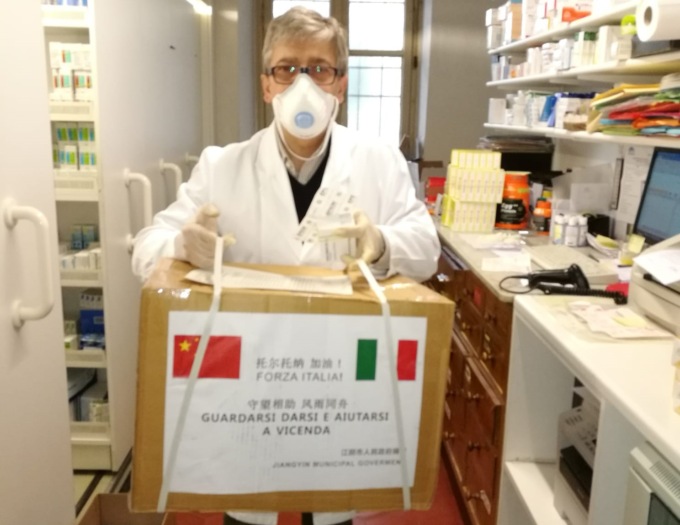Tortona: esaurite mascherine, in arrivo quelle dalla Cina
