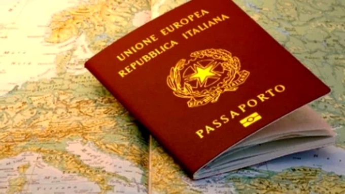 Torino: apertura straordinaria dell’ufficio passaporti per lunedì 8 agosto