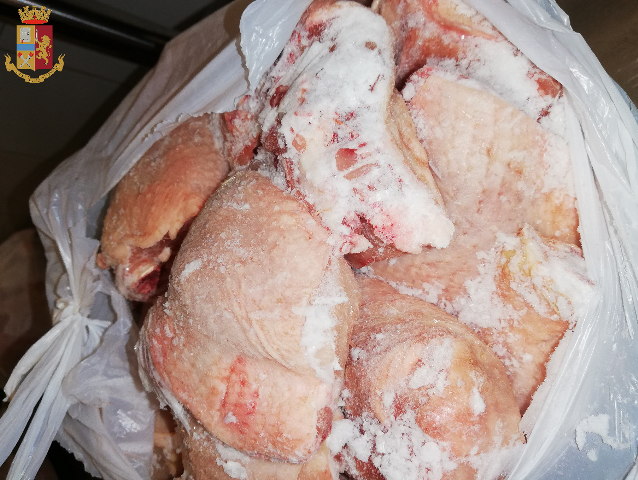 Sequestrati circa 155 kg di alimenti: sanzioni per oltre 30500€